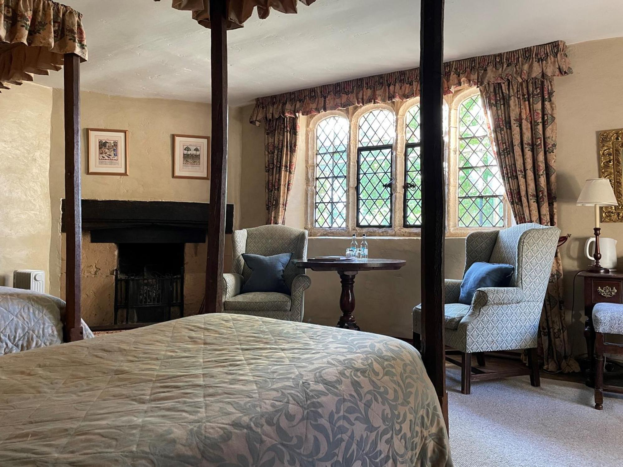 Bailiffscourt Hotel & Spa Arundel Room photo